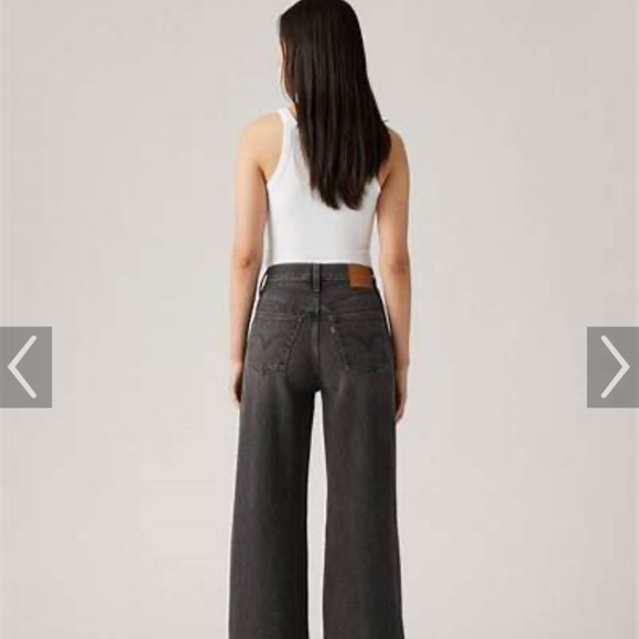 Black Levi’s widely cropped - Picture 2 of 4